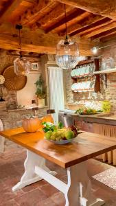 Renaissance Villa With Pool Near Lucca