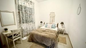 Menendez Bohemian Dreams by Deihu Experiences