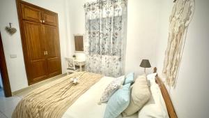 Menendez Bohemian Dreams by Deihu Experiences