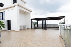 Aurum Tulia Apartments, Westlands-- Rooftop Pool & Gym, Workspace, On-site Café and Lounge Terrace Skyline Views