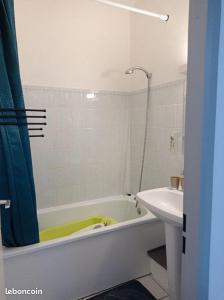 Charmante Maison Bord de Mer avec Piscine et Tennis 5-P