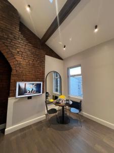 Liverpool Willow House - 4 Bed Close to Anfield Stadium