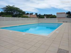 Charmante Maison Bord de Mer avec Piscine et Tennis 5-P