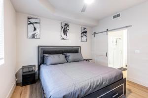 2bedroom 2bath desert oasis