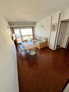 Muy luminoso al frente Opcional cochera