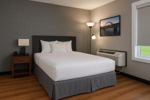 Sunnyside Inn and Suites