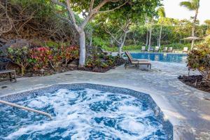 COASTAL DREAMS VILLA Breathtaking Oceanfront 3BR Condo - Walk to Beach Club