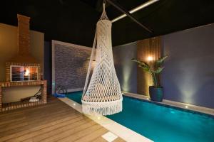 Luxurious duplex with a private pool