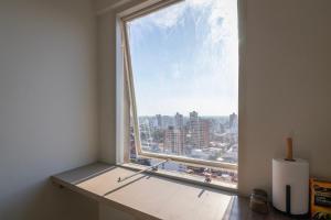 Bowie Apart with 2 BR centre and overlooking the bay