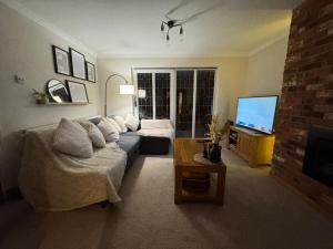 Modern 3-Bed Home Near Birmingham City Centre