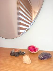 Elegant, Cozy Apt with Pools