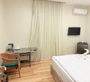 Infinity Pyramids Inn