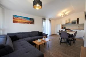 Family-friendly apartments with swimming pool Ljubac, Zadar - 14148