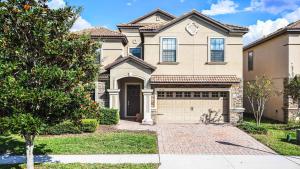 1467MS CG Family Relaxing Florida Escape with Pool and Game Room