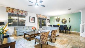 1467MS CG Family Relaxing Florida Escape with Pool and Game Room