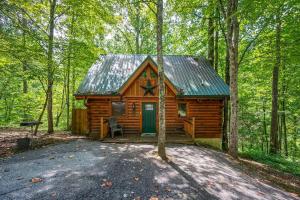 Honey Bear Getaway - Hot Tub Jacuzzi Sleeps 6