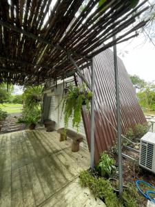 บ้านนกฮูก อิงธารา