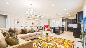 2301LD WAW Family Stunning Lakeview Home with Frozen & Star Wars Decor