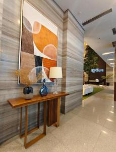 Modern 1BR Corner Unit, Pool & Gym Overlooking Cebu City Skyline - Cebu IT Park