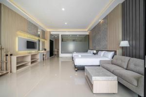 Twin Room with Kitchen & Pool in Uluwatu - No 4