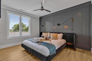 Tenor - Private Rooftop - 8 mins to Broadway