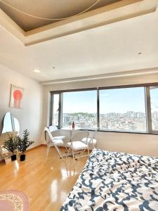 2026TOP 5 seconds walk from Hongik University Station beautiful view Room size 45m2
