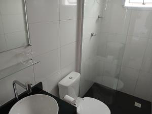 Apartamento com piscina e garagem privativa