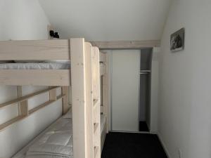 Appartement pour 8 pers à Gourette avec accès piscine - FR-1-860-8