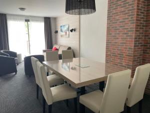 Gourette: Appart 66m² pour 8 pers, piscine, animaux admis - FR-1-860-16
