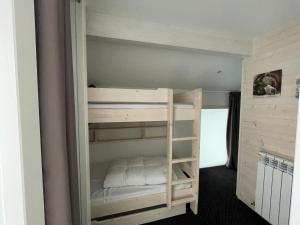 Gourette: Duplex 10 pers, Piscine, Animaux admis - FR-1-860-1