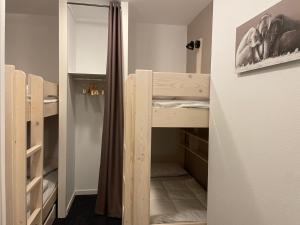 Gourette - Studio cabine 65m² pour 8 pers., animaux admis, draps inclus - FR-1-860-13