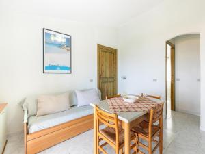 Air-conditioned apartment near sea