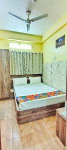 Hotel R S RESIDENCY