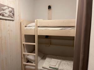 Studio à Gourette avec animaux acceptés pour 4 pers, terrasse et piscine - FR-1-860-45