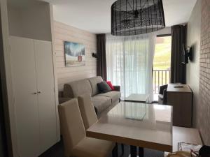 Studio 4 pers à Gourette, balcon sud-ouest, animaux admis - FR-1-860-50