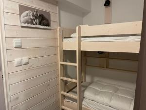 Studio à Gourette avec terrasse, 4 pers, animaux admis - FR-1-860-55