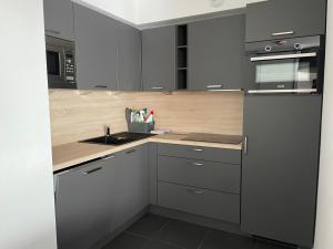 Appartement familial à Gourette pour 8 pers, piscine hiverété, animaux acceptés - FR-1-860-57