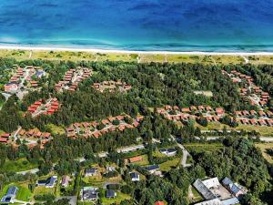 6 person holiday home in Væggerløse