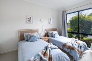 Bright & Spacious Getaway on Powell Street