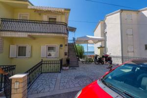 Apartments in Selce 39140