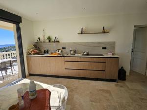 Villa de Maître 12, piscine, climatisation, animaux permis - FR-1-768-129