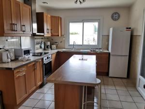 Grande maison indépendante 4 chambres, animaux admis, à 600m de la plage - FR-1-194-318