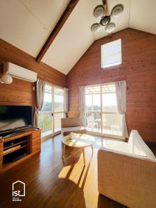 Simple Island Villa Surrounded by Nature Peaceful Stay