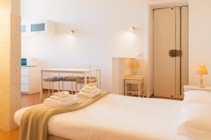 Amalia Vatican House