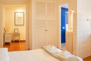 Amalia Vatican House