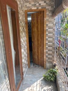 A Big Beautiful 1 BHK AC Apartment