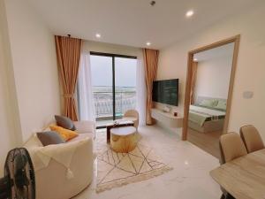 Phong Linh Homestay 30 apartments Vinhomes Grand Park