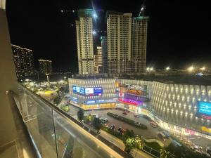 Phong Linh Homestay 30 apartments Vinhomes Grand Park