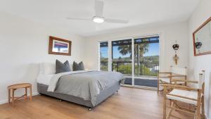 Jeans Beach House Accom Holidays