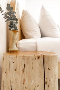 Discover - Ebenezer Bicheno